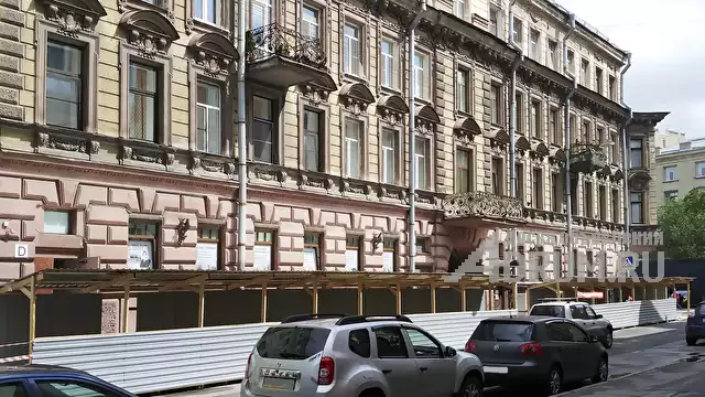 Четырехкомнатная квартира 64 кв.м на улице Блохина в Санкт-Петербургe
