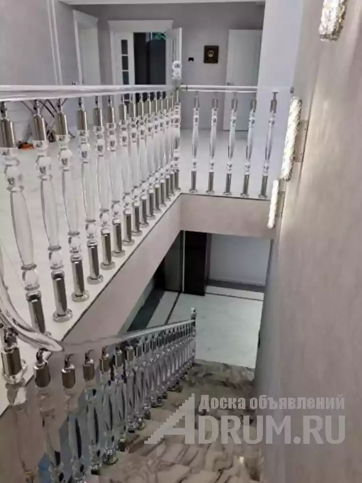 Прозрачные перила для лестницы (акрил), балясины в Краснодаре, фото 2