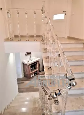 Акриловые ограждения и перила для лестниц от эконом до премиум класса в Краснодаре, фото 2