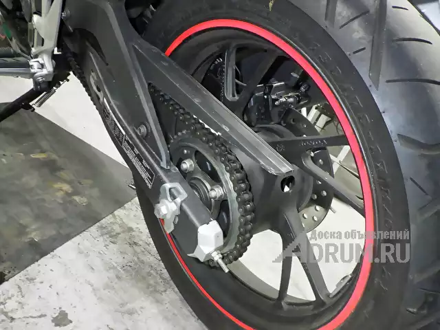 Мотоцикл спортбайк Honda CBR150R рама KC91 модификация спортивный гв 2016 пробег 12 т.км черный в Москвe, фото 10