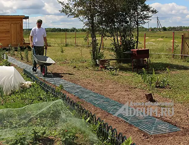 Готовые пластиковые плитки для сборки садовых дорожек в Москвe, фото 4