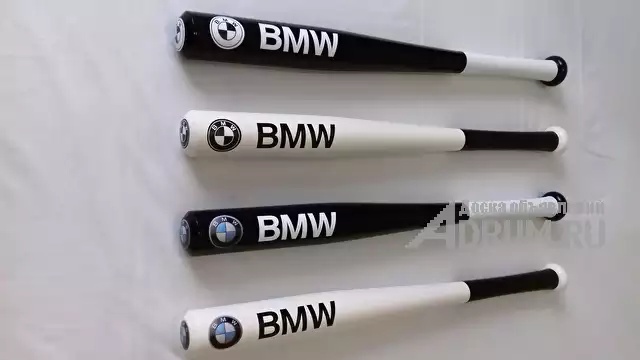 Бейсбольная бита BMW в Москвe
