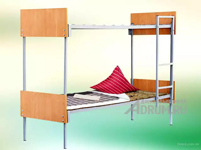 Трехъярусные металлические кровати со сварной сеткой в Тамбове