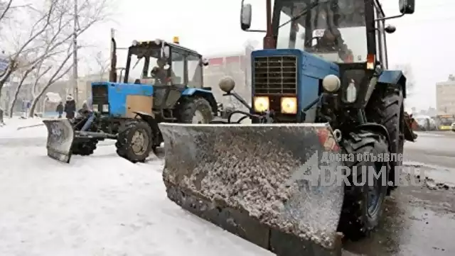 Аренда трактора МТЗ - 82 (подметально - уборочная машина) в Москве и Мо в Москвe