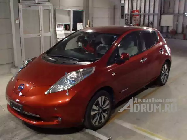 Электромобиль хэтчбек Nissan Leaf кузов AZE0 модификация G гв 2013 в Москвe, фото 4