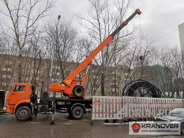 Аренда крана 16 тонн в Москвe